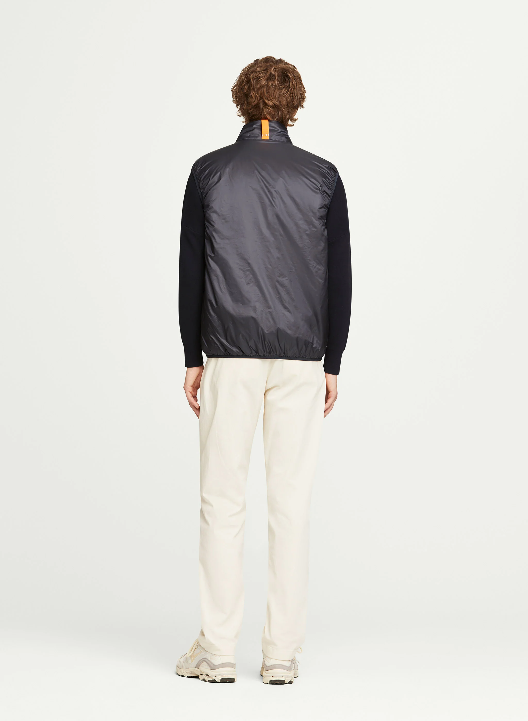AIR - Image 8