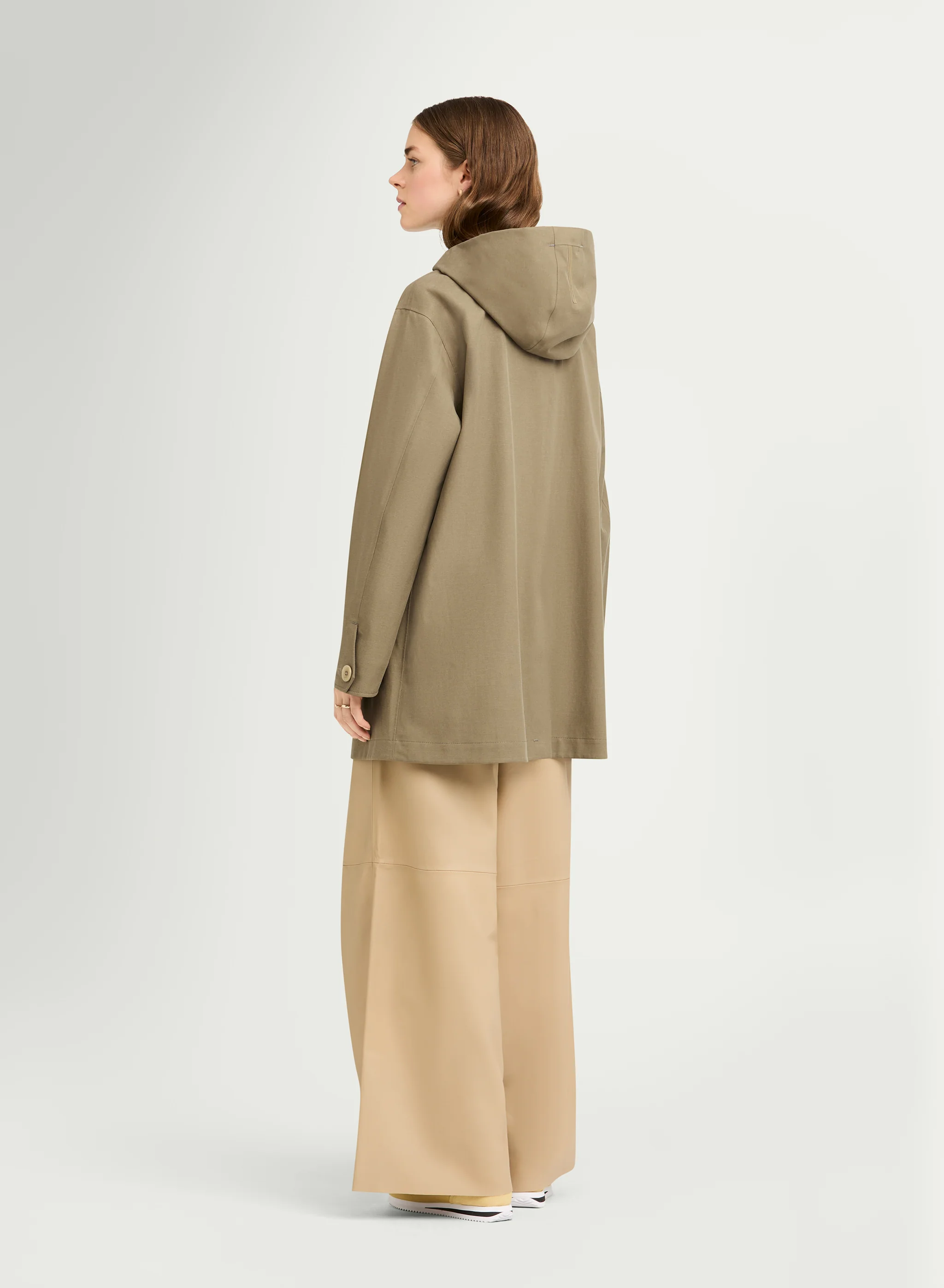 CLEO - Image 29