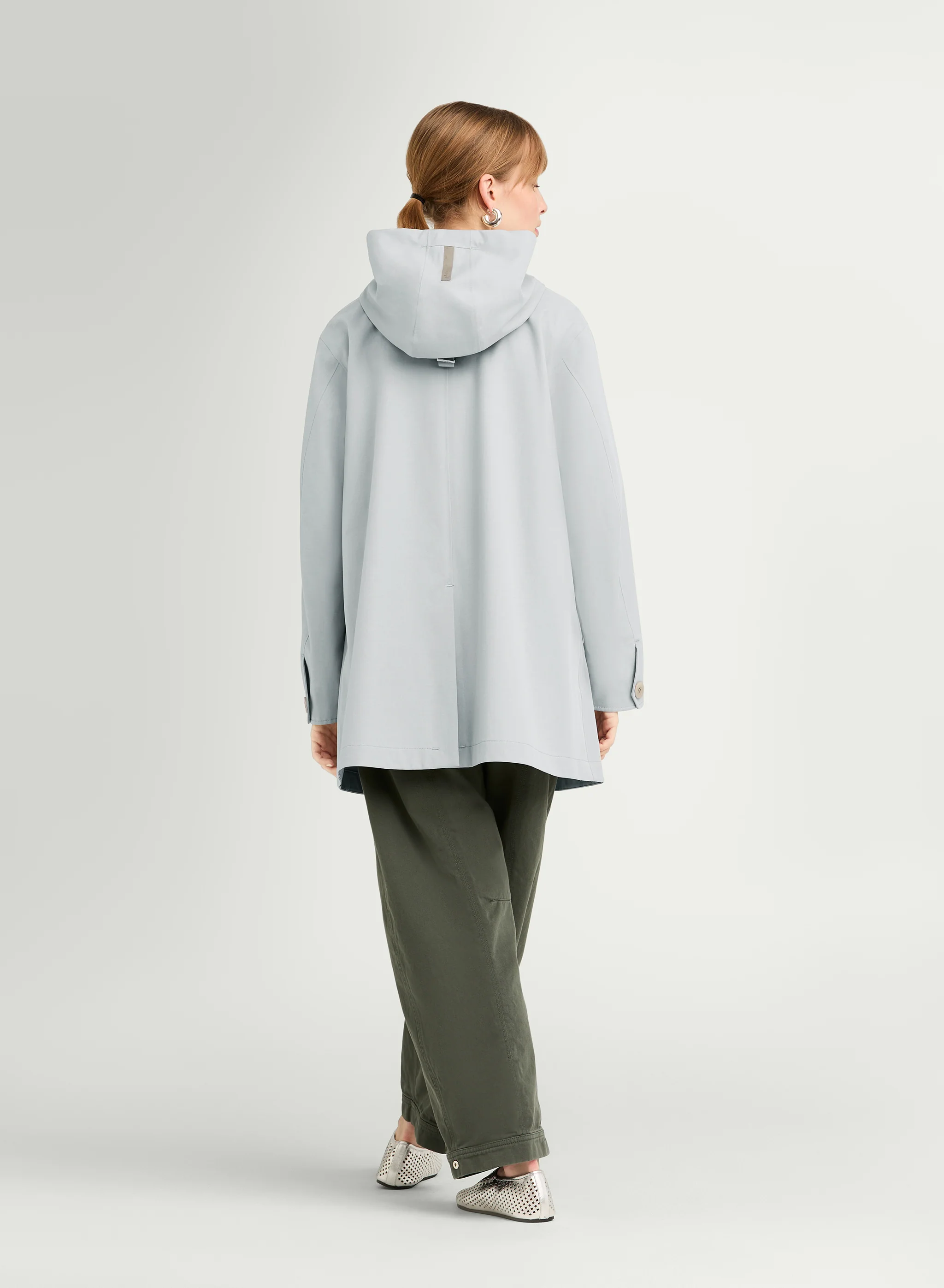 CLEO - Image 4
