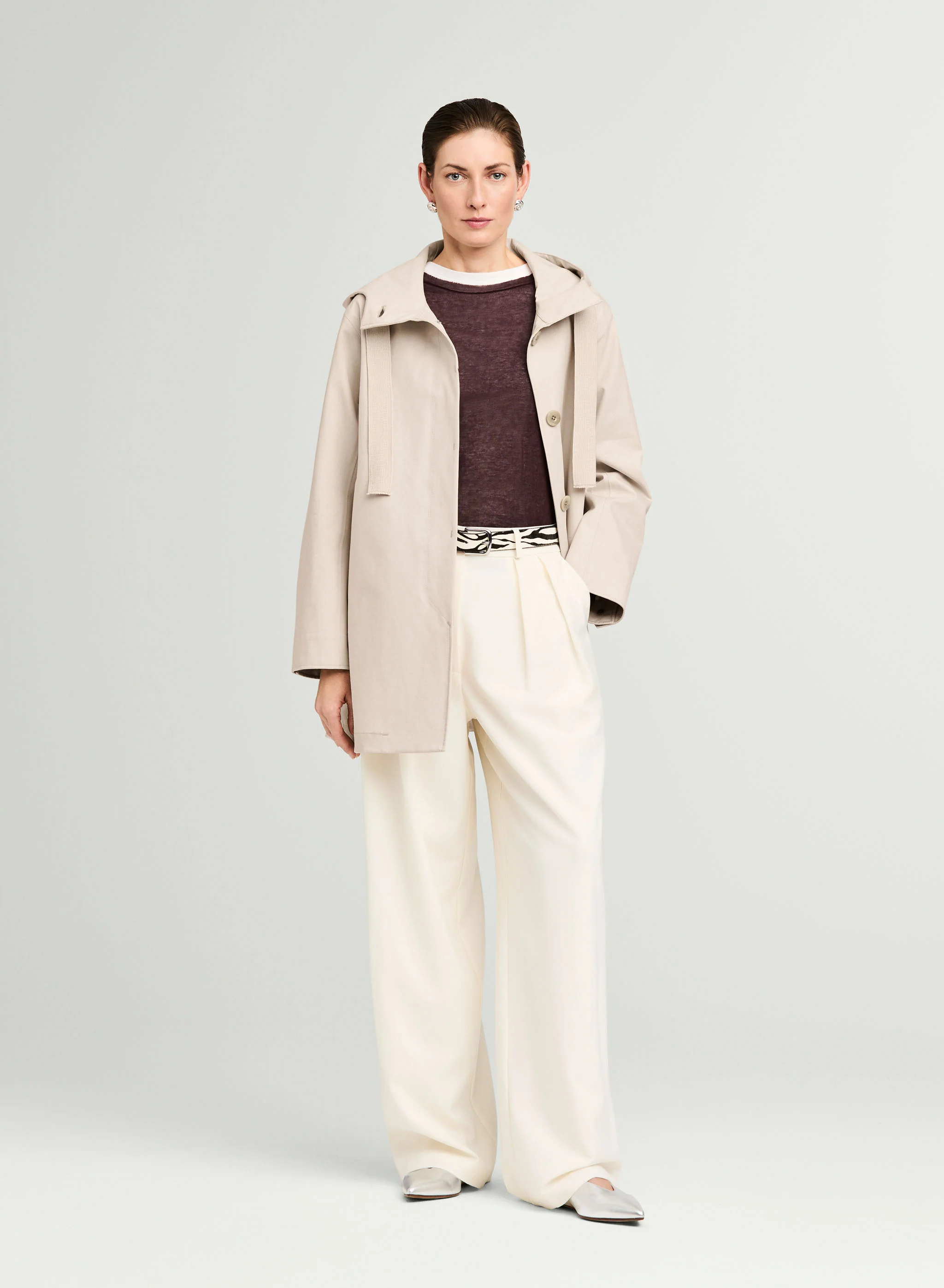 CLEO - Image 6