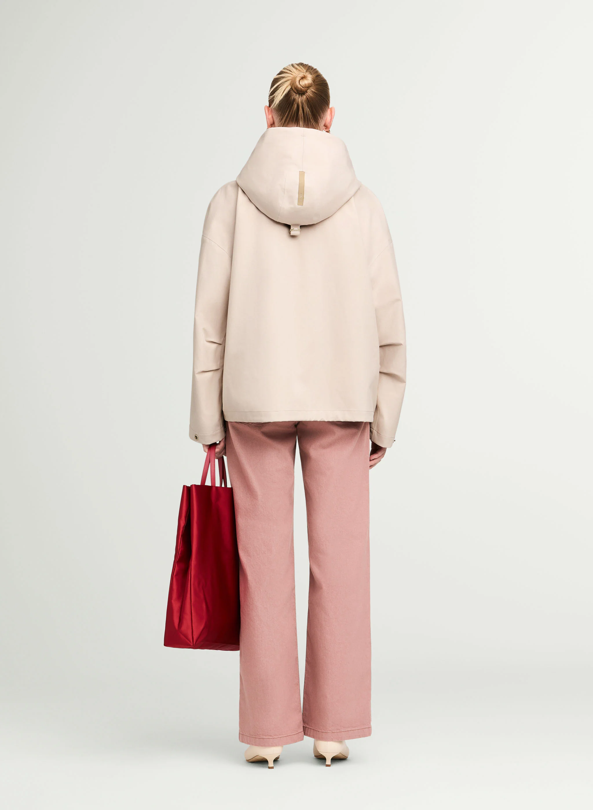 ELLE - Image 3