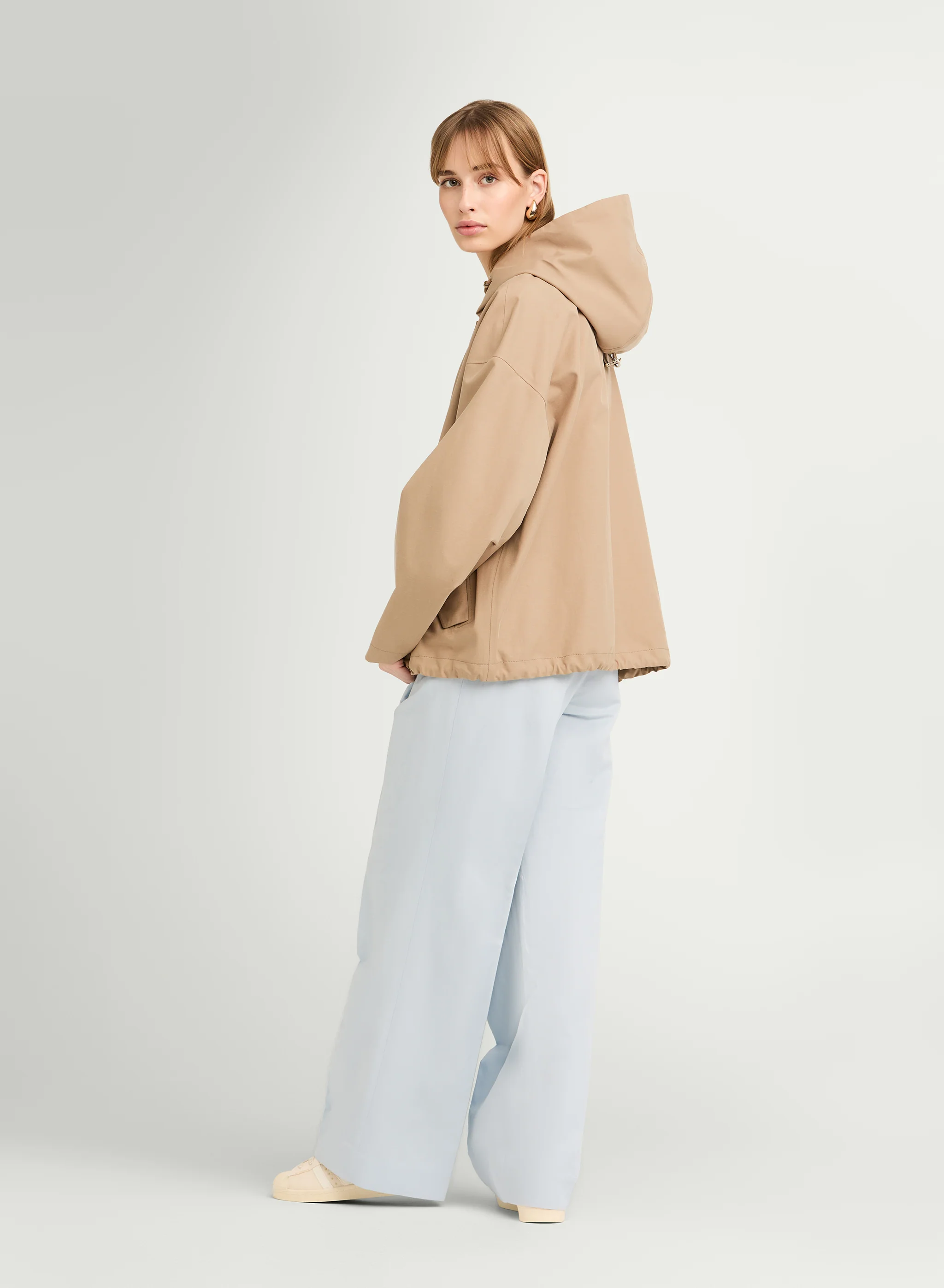 ELLE - Image 32
