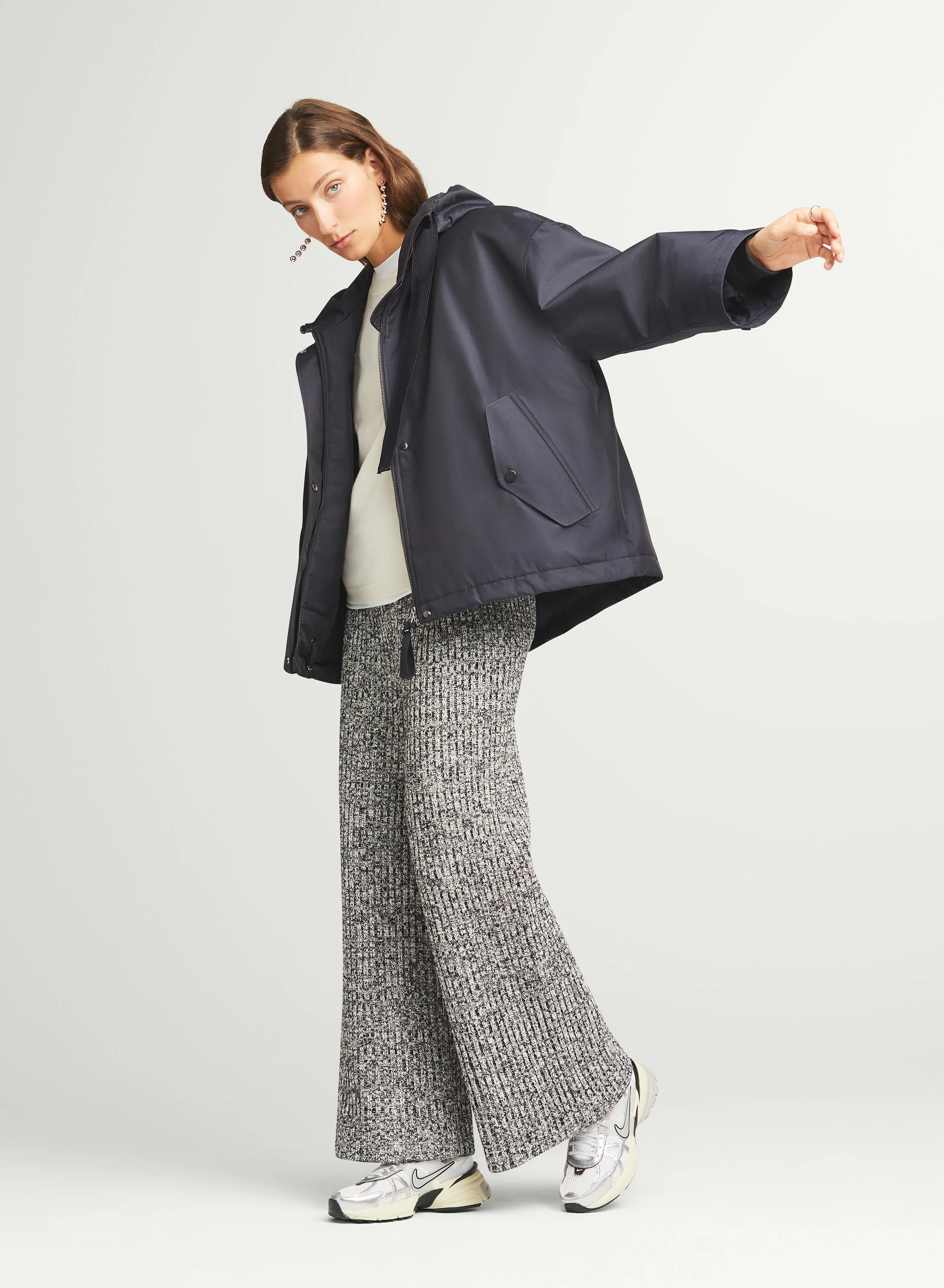 ROSIE - Image 34