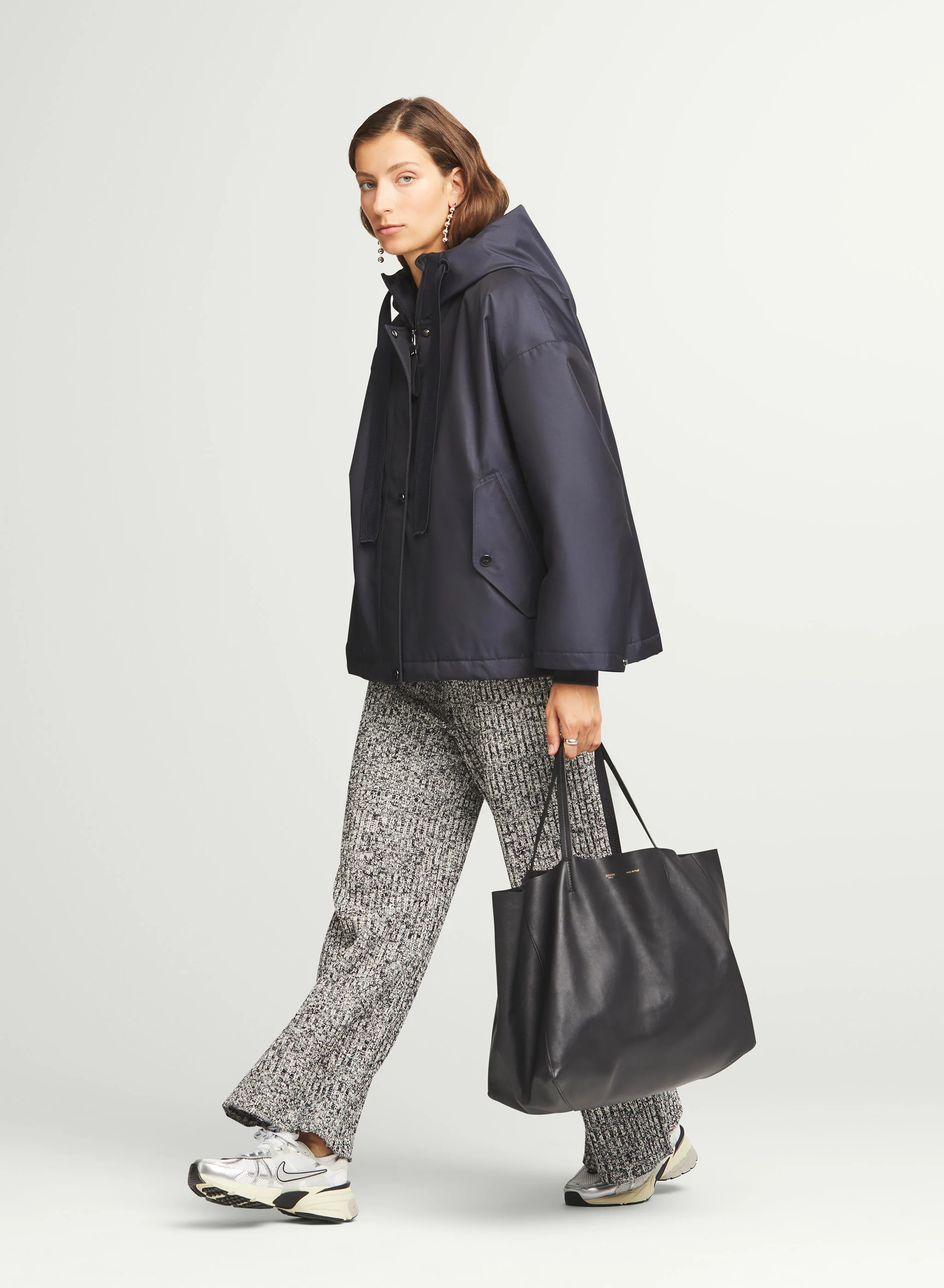 ROSIE - Image 37